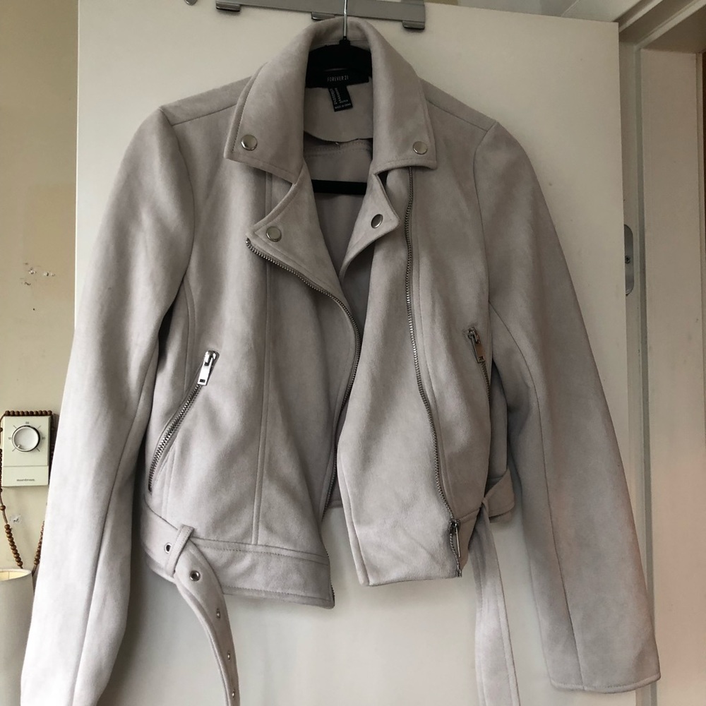 New Jacket - Picture 2 of 9